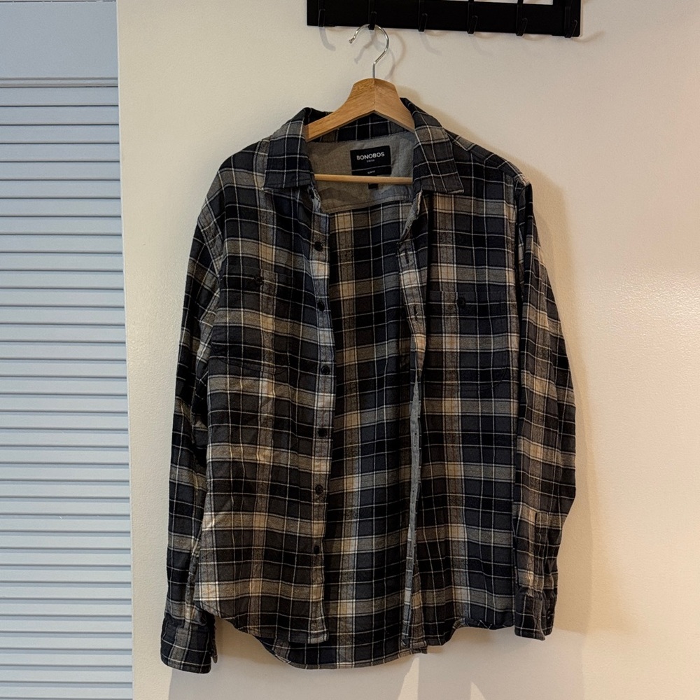 Bonobos Men's Plaid Shirt Flannel Jacket in green and Tan